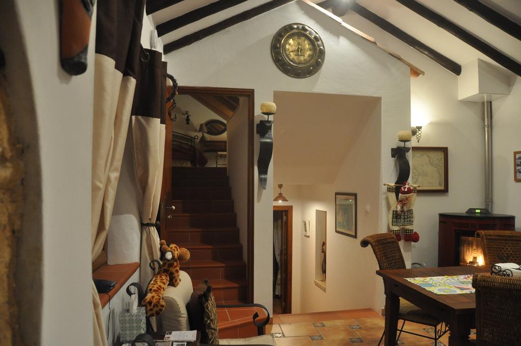 Quinta Do Bom Vento Guest House Obidos Exterior photo